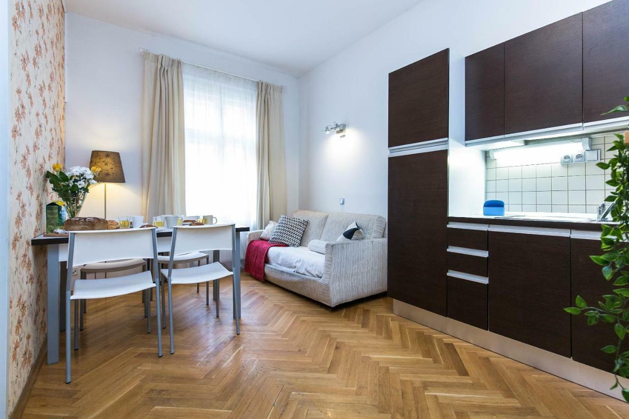 Art Apartments Prague II Praga Exterior foto